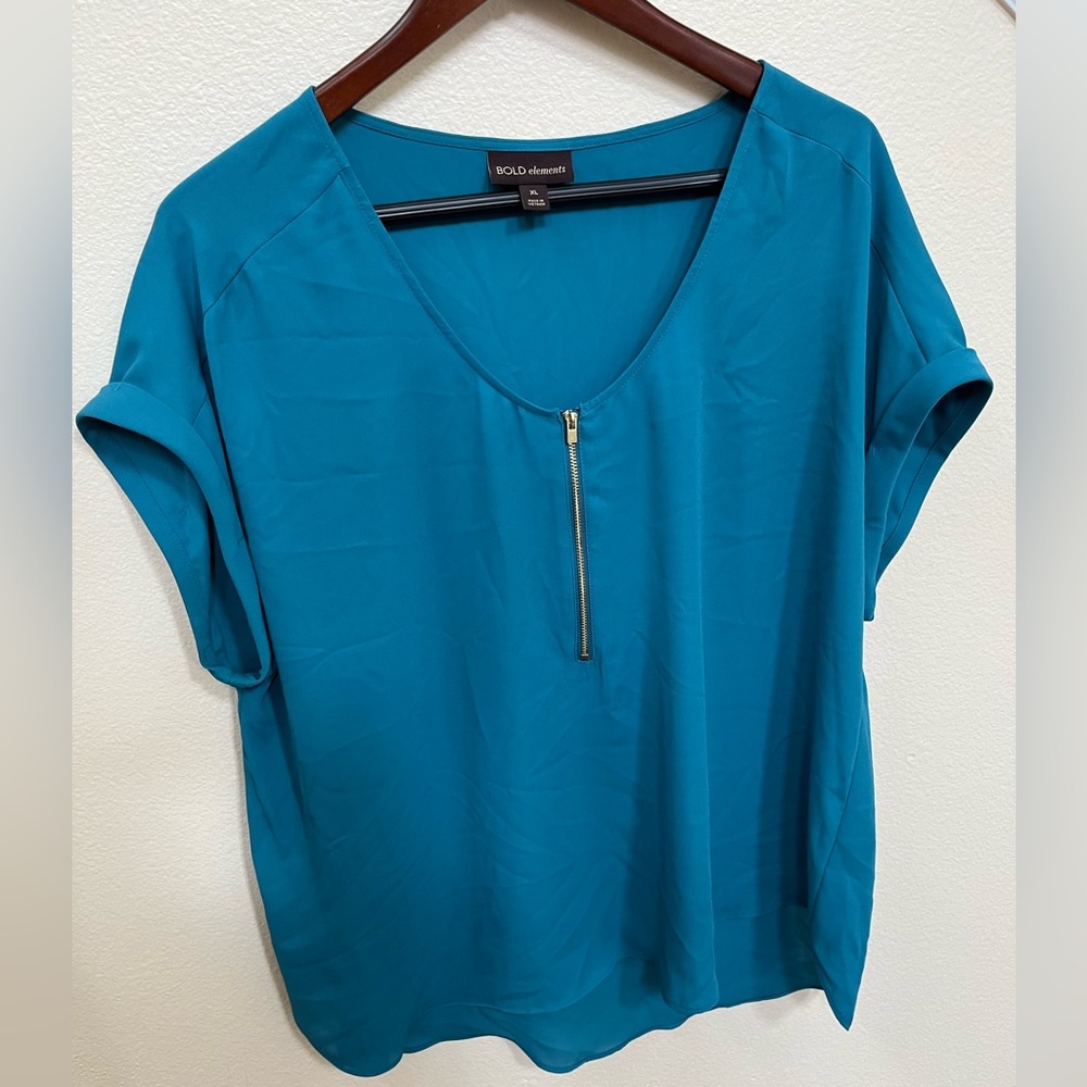 BOLD Elements sz XL Flowy Lightweight Blouse Shirt Top